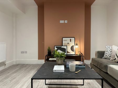 6 bedroom house to rent - Photo 2