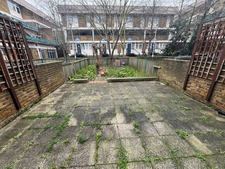 Room in a Shared Flat, Crowhurst House, SW9 - Photo 5