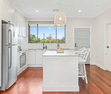 Renovated Double Brick Family Home in Prime Seven Hills Location - Photo 5