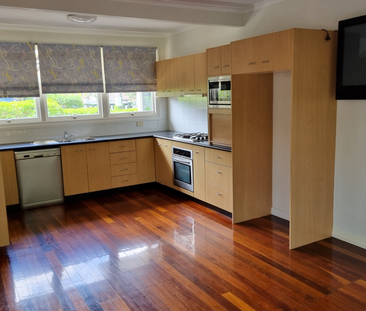 101 Rome Street South, Yeronga, QLD - Photo 4