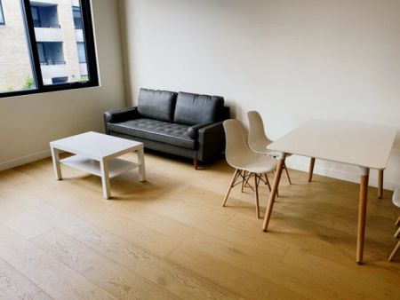 6 Cowper Street, Sydney - Photo 2