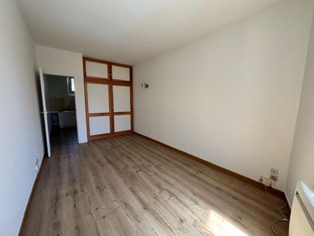 Location Appartement 40m² MONT DE MARSAN 40000 - Photo 4