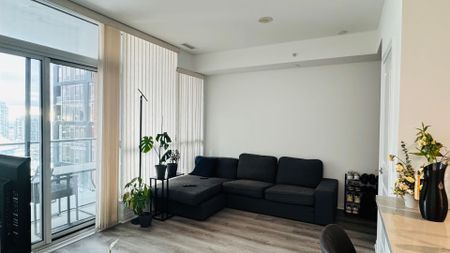 For Lease - 8 Mercer Street Unit# 2307, Toronto, Ontario - Photo 3