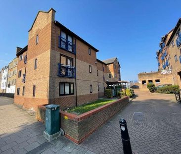 Crawley Court, West Street, Gravesend, Kent, DA11 - Photo 1