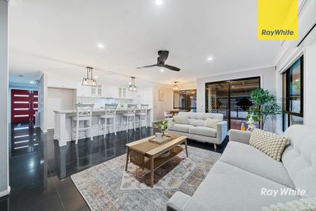 Stylish & Spacious Family Home in Sought-After Kuraby With Solar - Photo 2