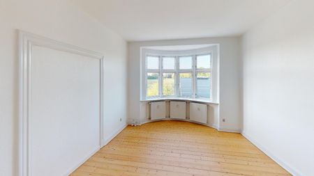 Indbydende lejlighed nær Limfjorden i Aalborg Vestby - Photo 2