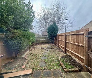 2 bedroom end of terrace house to rent - Photo 6