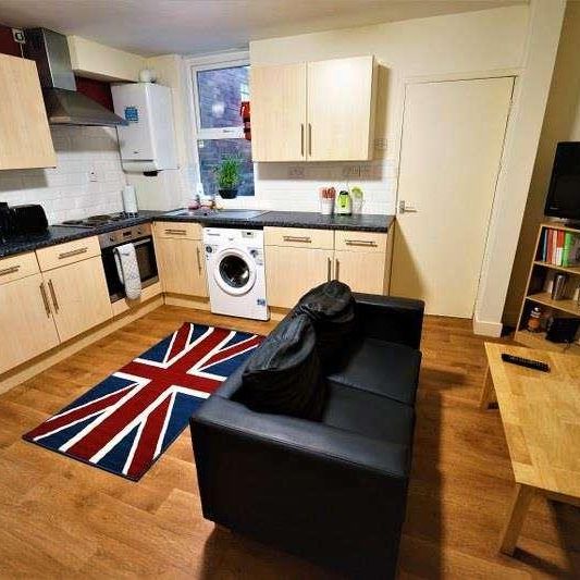 Bentinck Road, NG7 - Photo 1