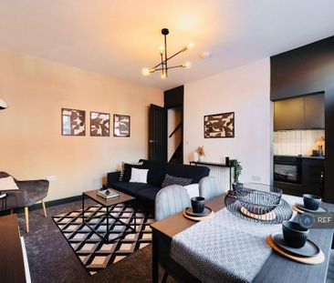 2 bedroom terraced house to rent - Photo 2