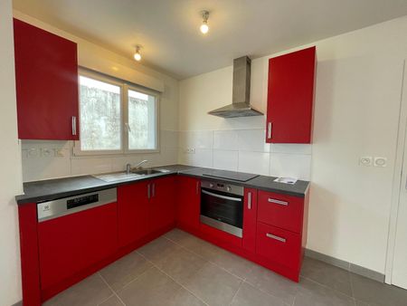Location Maison 5 pièces 127m² MURS ERIGNE 49610 - Photo 3