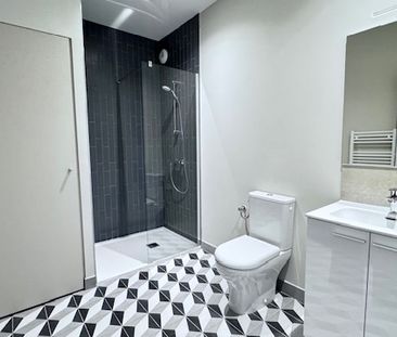 Location Appartement 1 pièce 33m² NARBONNE 11100 - Photo 4