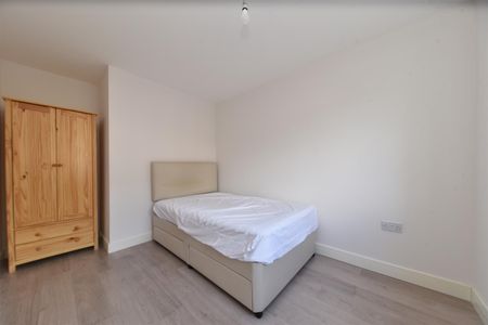 Compton Place, Stevenage, SG1 - Photo 4