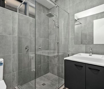 Three Bedroom Delight - Photo 6