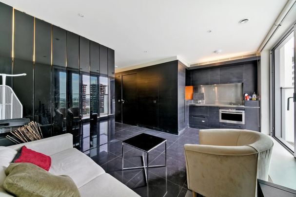 Studio to rent - Photo 1