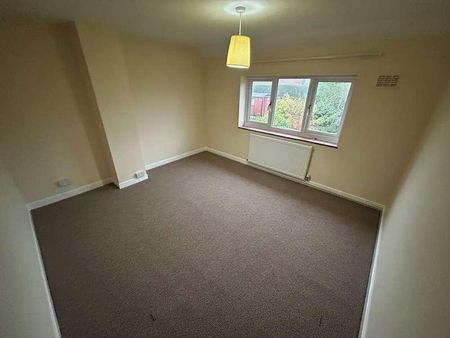 Bournes Crescent, Halesowen, West Midlands, B63 - Photo 5