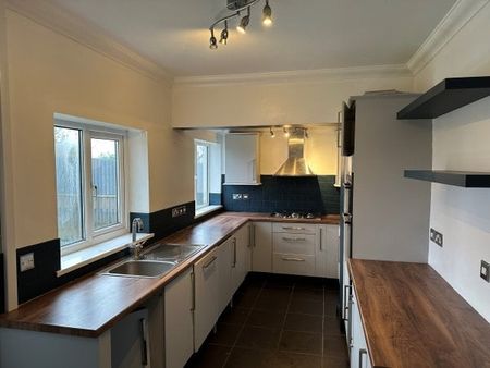 Great Western Terrace, Swansea, SA6 - Photo 3