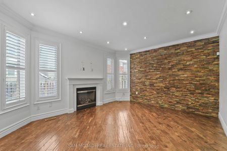 424 Tonelli Lane #Upper - Photo 3