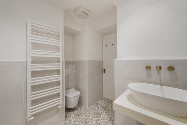 3 bedroom flat to rent - Photo 1