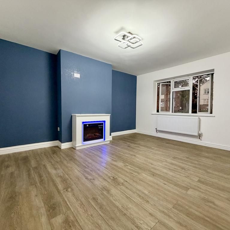 3 bedroom maisonette to rent - Photo 1