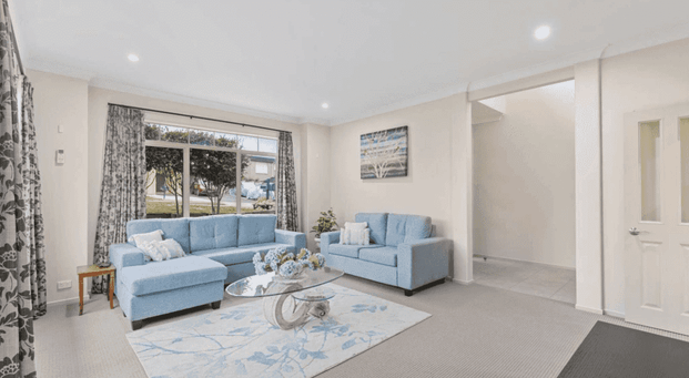 Expansive 5 Bedroom Home in Prime Mission Heights - Photo 1