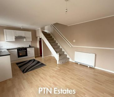 1 bedroom semi-detached house to rent - Photo 3
