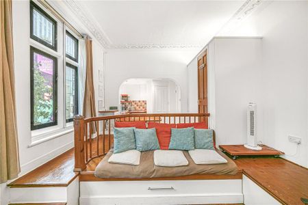 Studio to rent - Photo 3