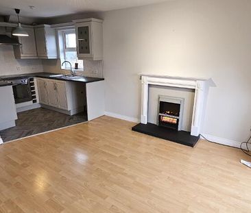 27 Henryville Meadows, Ballyclare, BT39 9FY - Photo 1