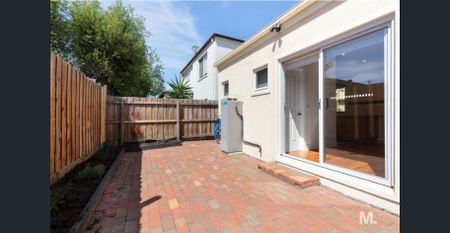 PICTURE THIS, BUT WITH ALL YOUR STUFF IN IT. - Photo 3