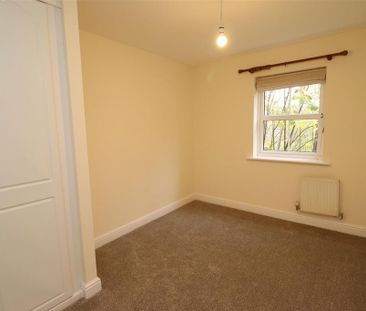 4 bedroom detached house to rent - Photo 5