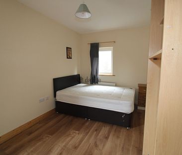 House to rent in Cork, The Lough - Photo 3
