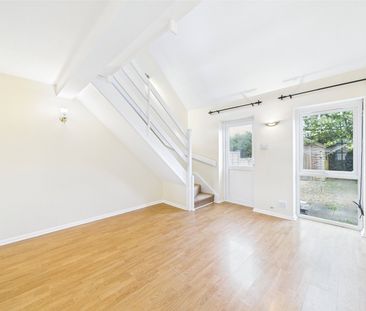 Terraced house to rent in Westbourne Drive, Hardwicke, Gloucester, GL2 - Photo 1