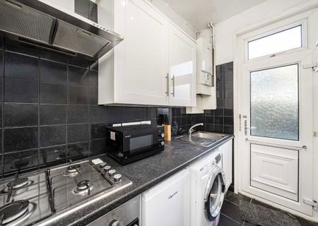 Links Road, SW17 9ED, London - Photo 5