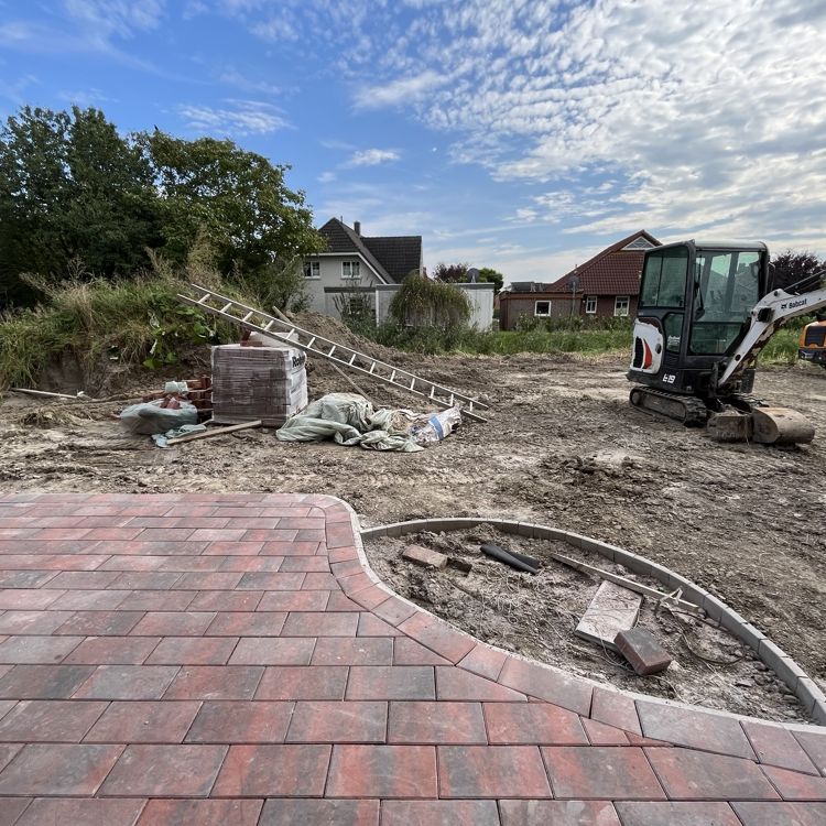 Neubauwohnung im Erdgeschoss mit großer Garage und Garten - Foto 1