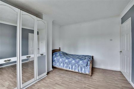 1 bedroom property to rent - Photo 3