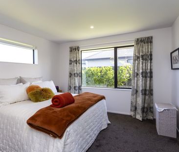 Immaculate 3-Bedroom Home in Milns Park, Halswell! - Photo 6