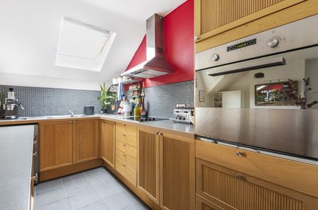 Flat to rent - Norwood Road, London, SE24 - Photo 5