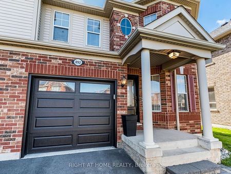 For Lease - 892 Hepburn Road, Milton, Ontario - Photo 5