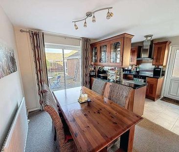 Braithwell Drive, Stoke-on-trent, ST2 - Photo 3