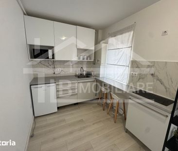 Apartament cu o camerea, 37mp, garaj , Zona Crinului Residence - Photo 3