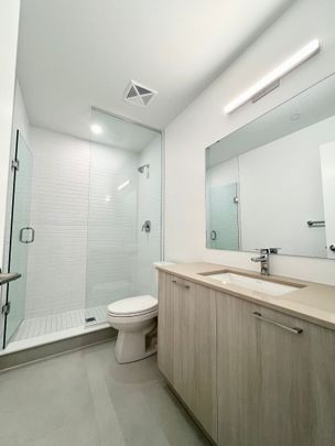 For Lease - 3250 Carding Mill Trail Unit# 402, Oakville, Ontario - Photo 1
