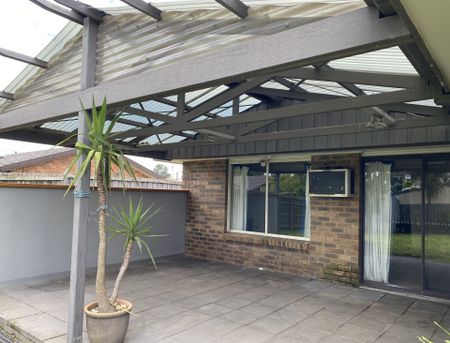 Close to town - Photo 5