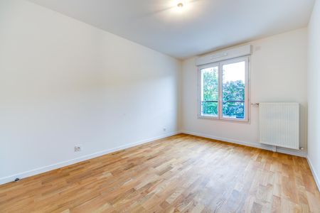 location Appartement F2 DE 41.6m² À VILLIERS SUR MARNE - Photo 3