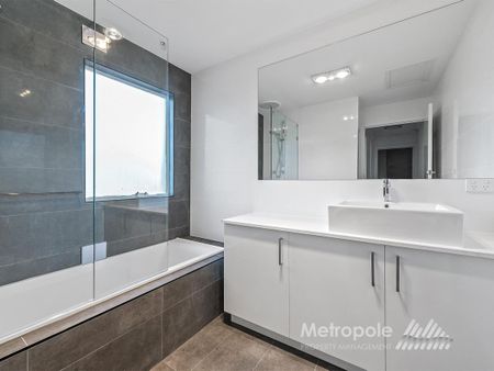 11/65-67 Cotham Road, KEW, VIC - Photo 3