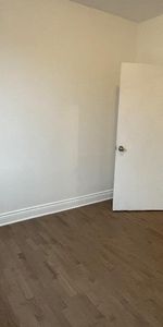Grand 6½ avec WiFi Inclus • Ville-Marie • Disponible MAINTENANT • 1 825$/mois - Photo 3