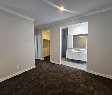 11 Bramwell Avenue, Leneva VIC 3691 - House For Rent | Domain - Photo 2