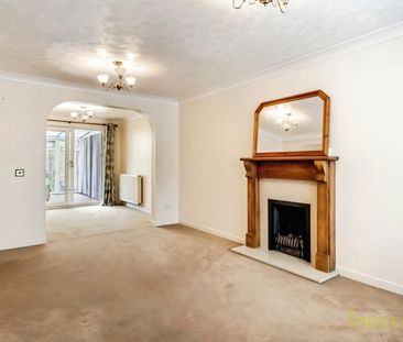 Dove Close, CM23, Bishops Stortford - Photo 3