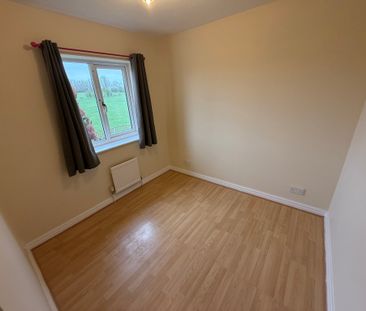 Haseley Close, Radcliffe - Photo 4