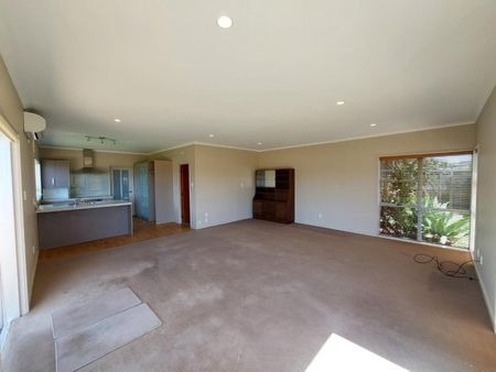 Lymouth Family Home - Photo 2