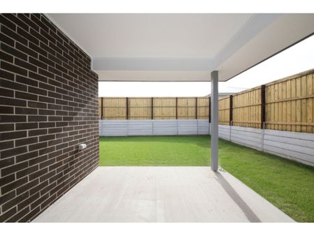 6 Goanna Way, Redbank Plains QLD 4301 - House For Rent | Domain - Photo 5