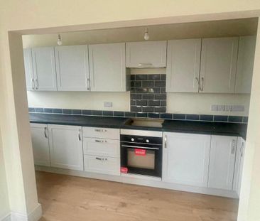 West Street, Fareham, Hampshire - Photo 2